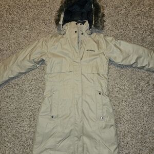 Columbia Women's Tan Hooded Ski Jacket